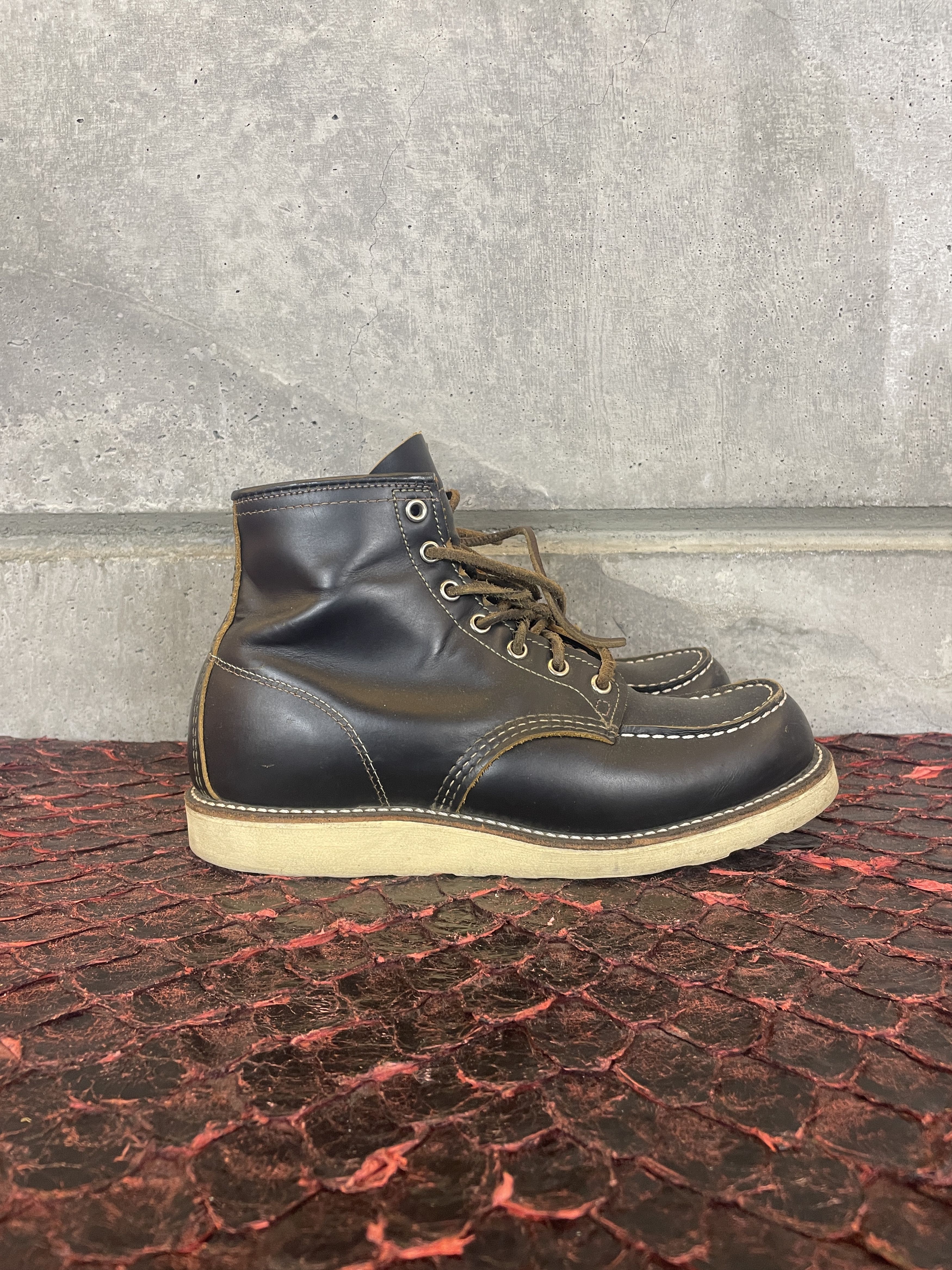 Red Wing Red Wing 8199 Boots | Grailed