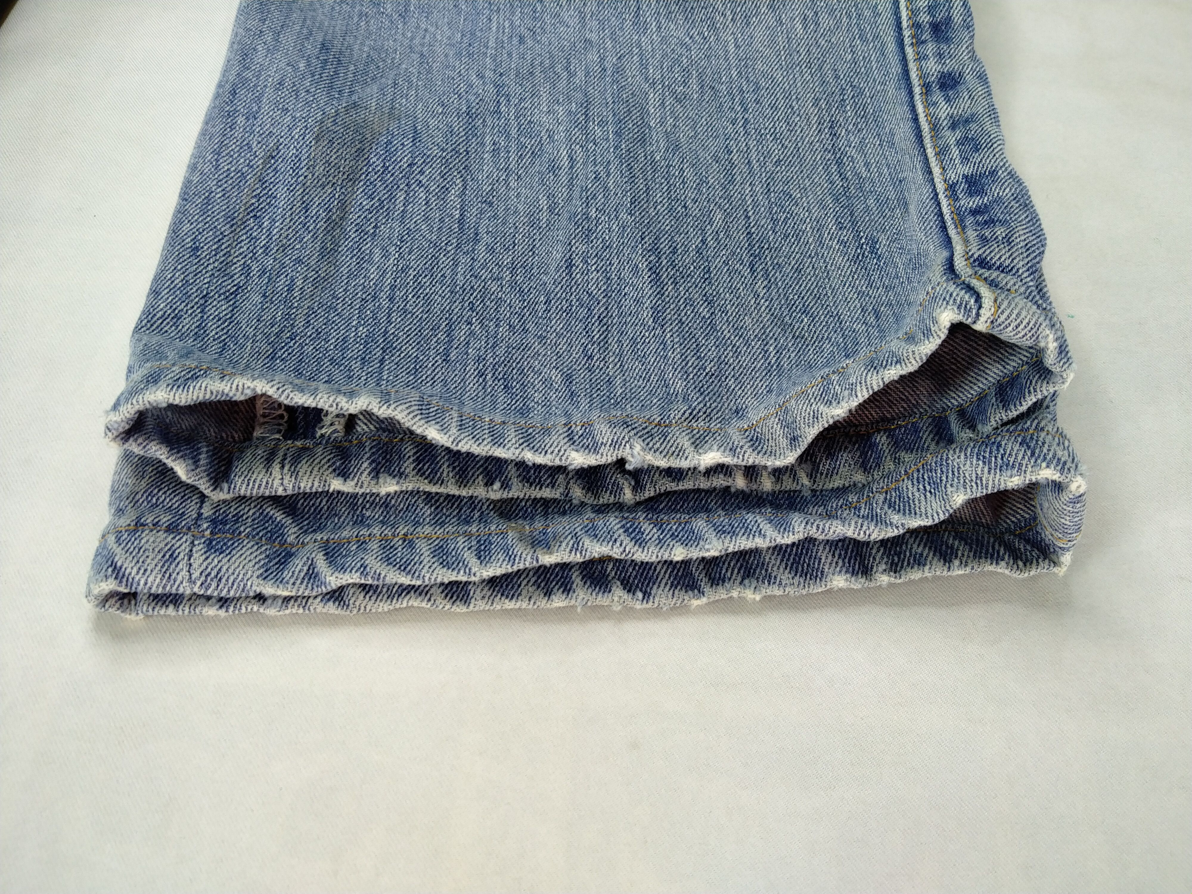 Levi's Straight Leg Vintage Levi's 501 37x27.5 Denim -JN345 Size US 37 - 12 Thumbnail