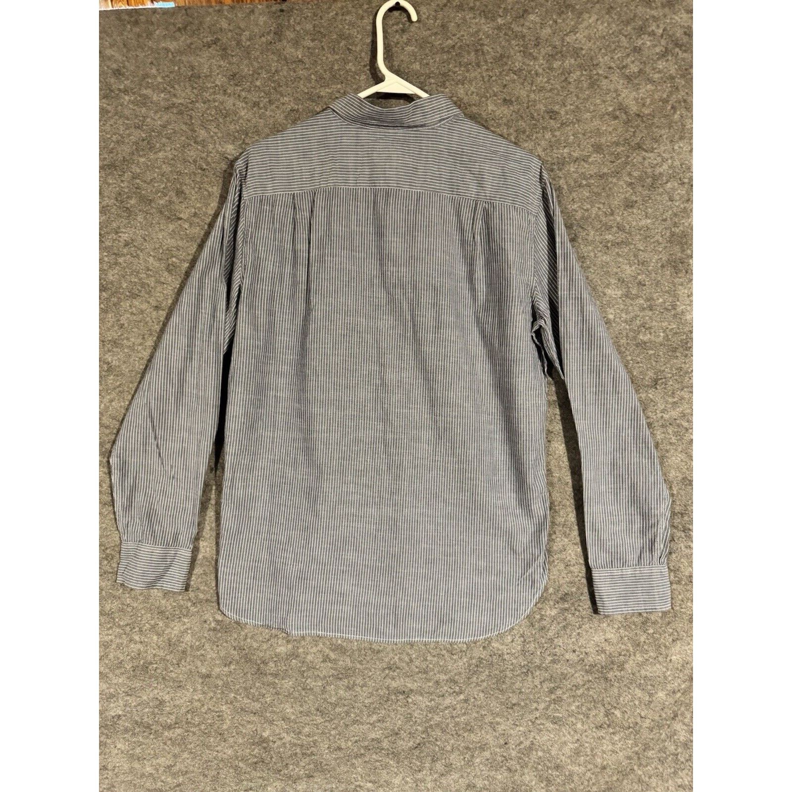 American Eagle Outfitters American Eagle Button Down Shirt Men Medium Academia 2010s Size US M / EU 48-50 / 2 - 9 Thumbnail
