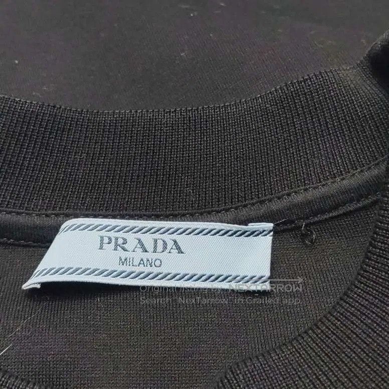 Prada Prada Logo Sweatshirt in Black for Women . Size XS / US 0-2 / IT 36-38 - 4 Thumbnail