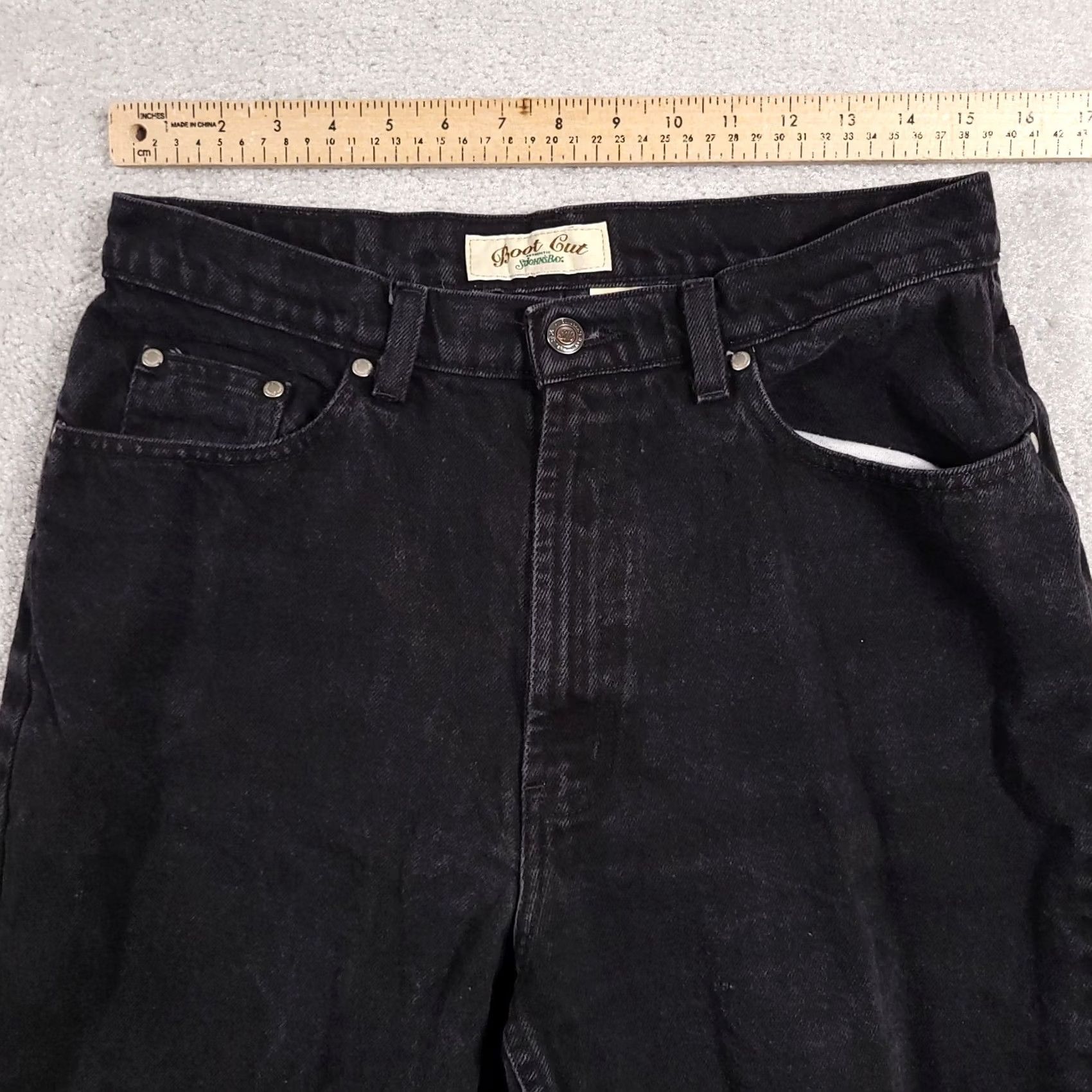 Vintage VINTAGE St John's Bay Jeans Women's 12 Boot Cut Black Denim High Rise Jeans Women Regular 33 In Inseam 5-Pocket Design stretch Easy Care 100% Cotton"} Size 34" / US 12 / IT 48 - 4 Thumbnail