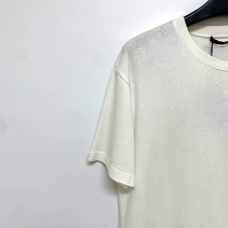 Louis Vuitton Louis Vuitton Ocean beaded short sleeves 2503-Nextarrow Size US L / EU 52-54 / 3 - 7 Thumbnail
