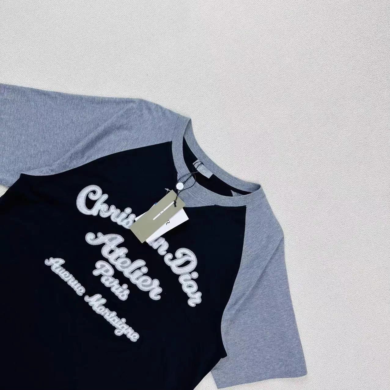 Dior DIOR embroidered logo short-sleeve T-shirt S new Size US S / EU 44-46 / 1 - 3 Thumbnail