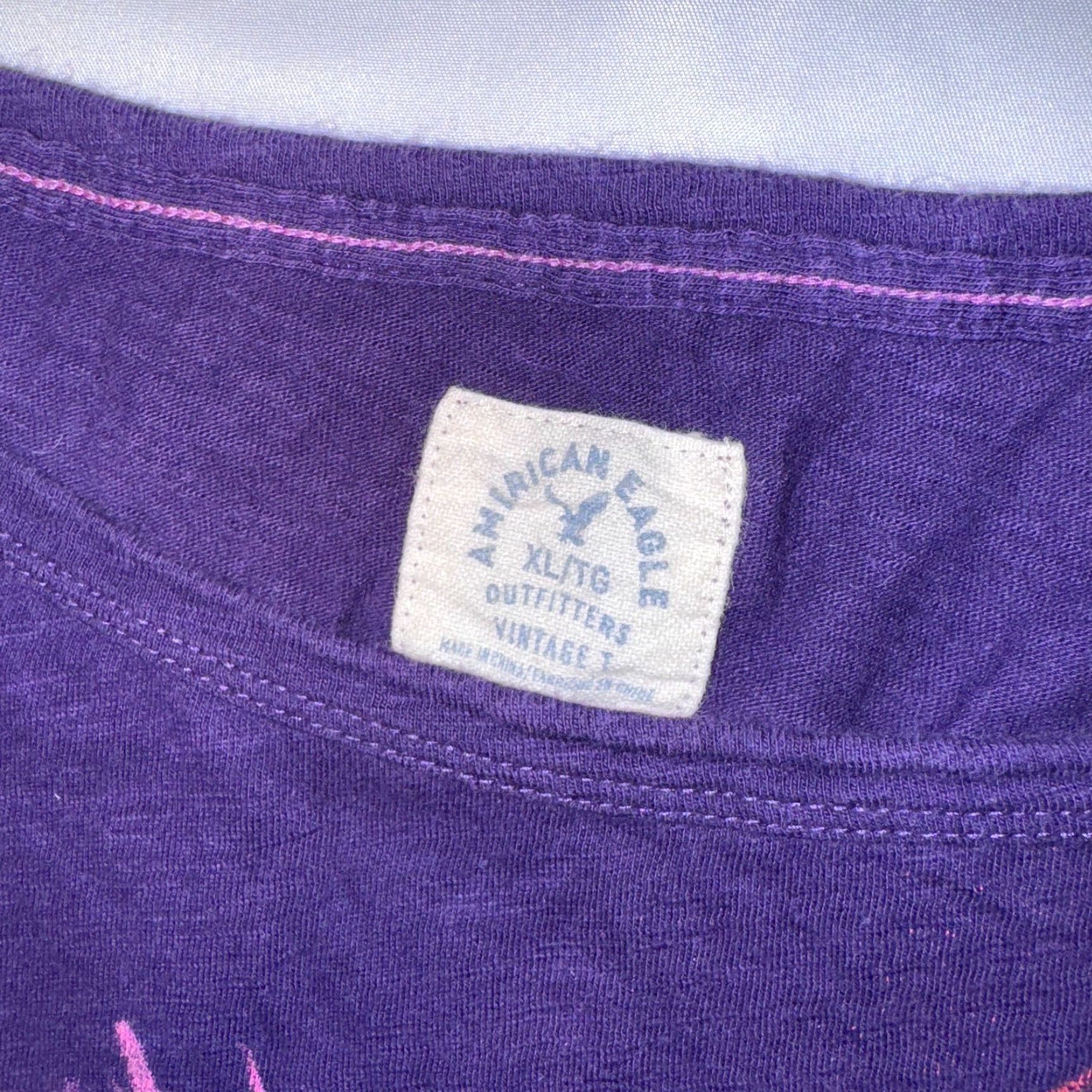 American Eagle Outfitters American Eagle Outfitters Women Shirt XL Purple Feather Graphic Tshirt 3/4 Sleeve Tee Size XL / US 12-14 / IT 48-50 - 2 Thumbnail