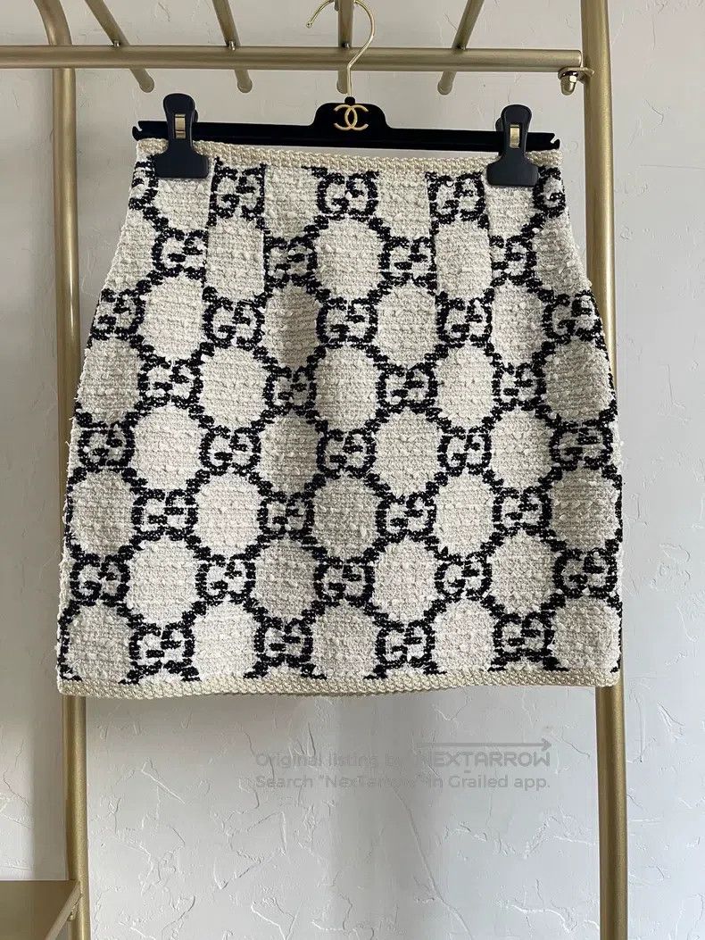 Gucci Gucci Classic black and white old-flowered skirt Size 26" / US 2 / IT 38 - 1 Thumbnail