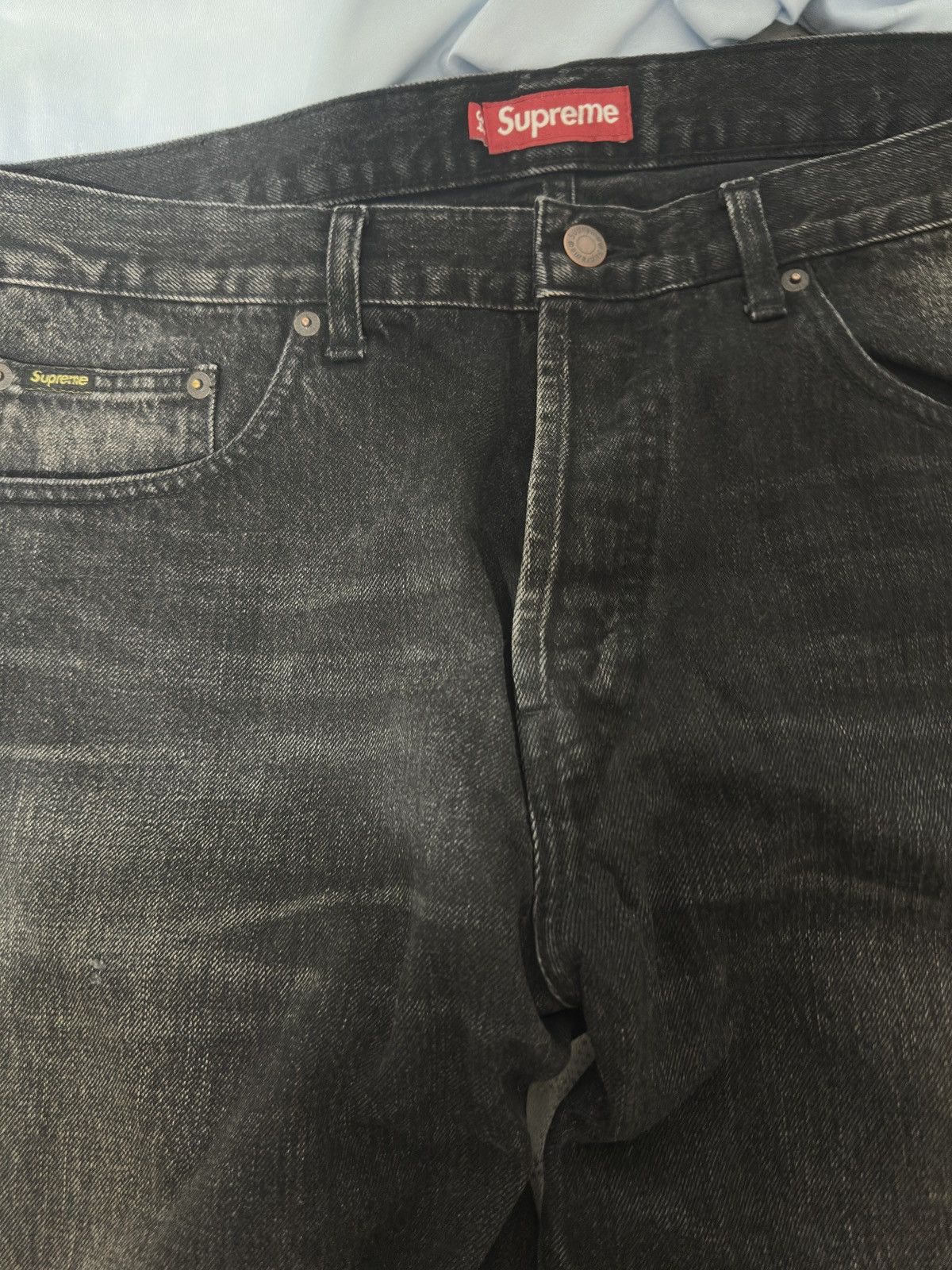 Supreme Supreme Distressed Loose Fit Selvedge Jeans 34 Washed Black Size US 34 / EU 50 - 10 Thumbnail