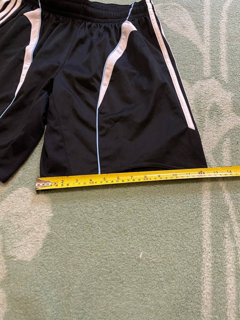 Adidas Vintage Adidas shorts streetwear y2k Size US 36 / EU 52 - 7 Thumbnail