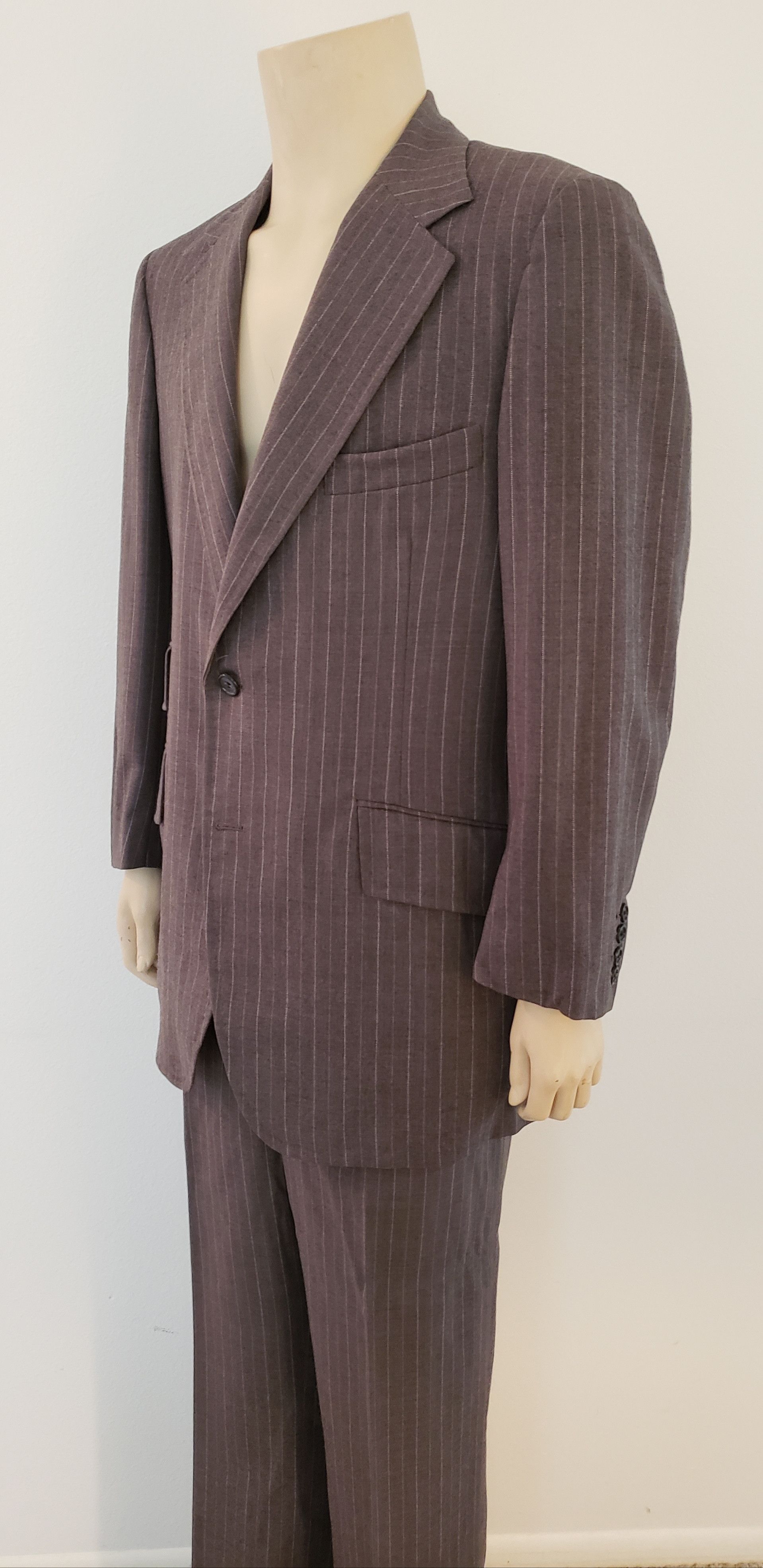 Vintage custom suit 43R grey pinstripe 1976 NY Athletic Club Size 42R - 2 Thumbnail