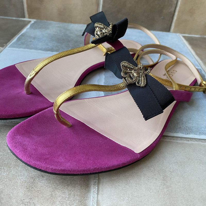 Gucci Gucci Flat Sandals in Magenta Size US 8.5 / EU 41-42 - 1 Thumbnail
