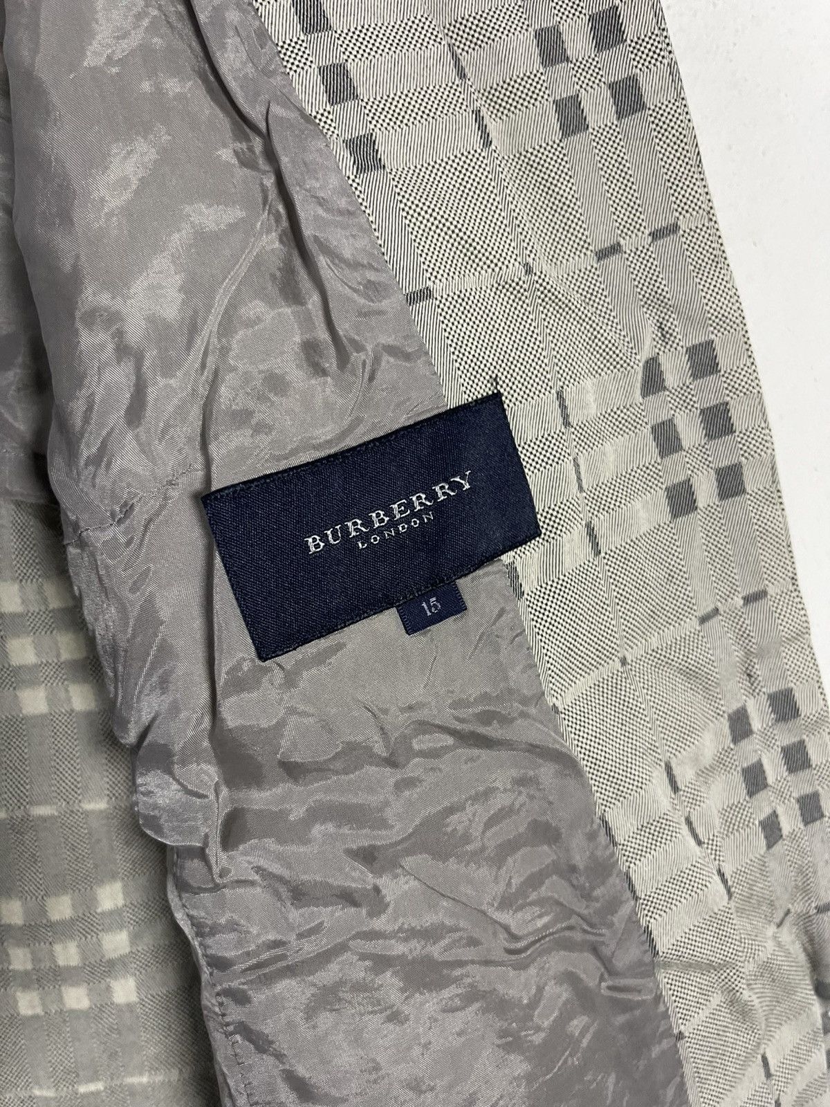 Burberry vintage Burberry London Nova Check Blazer Size S / US 4 / IT 40 - 13 Thumbnail