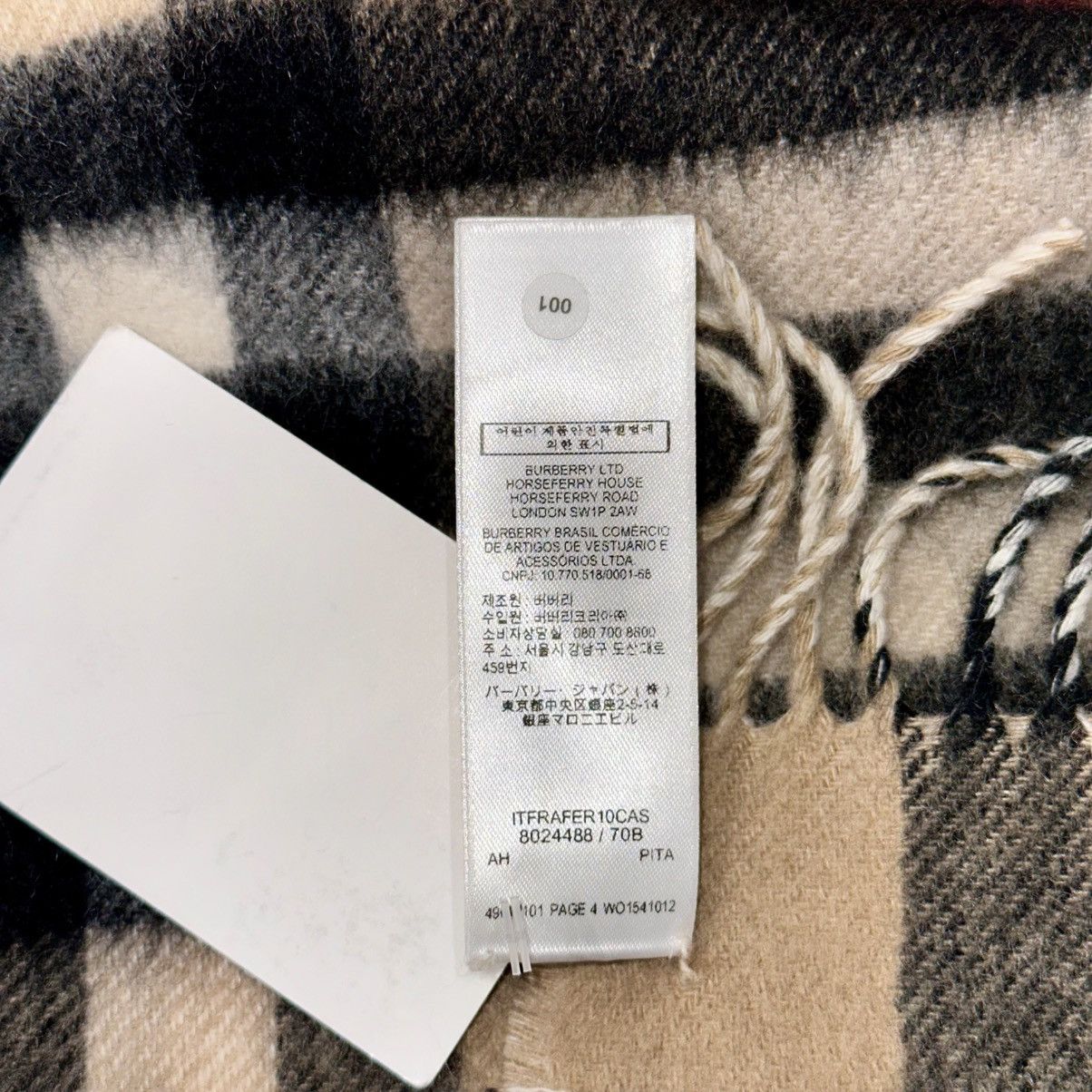 Burberry BURBERRY CASHMERE GIANT CHECK LEOPARD REVERSIBLE SCARF Size ONE SIZE - 6 Thumbnail