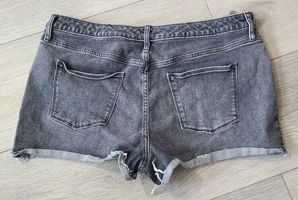 Designer Universal Thread Jean Shorts 12 High Rise Shortie New 33 Size 34" / US 12 / IT 48 - 2 Thumbnail