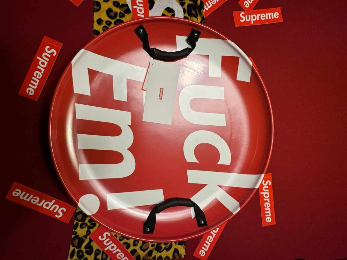 Supreme sled red シュプリーム ソリ スレッド 赤 Supreme Logo Sled