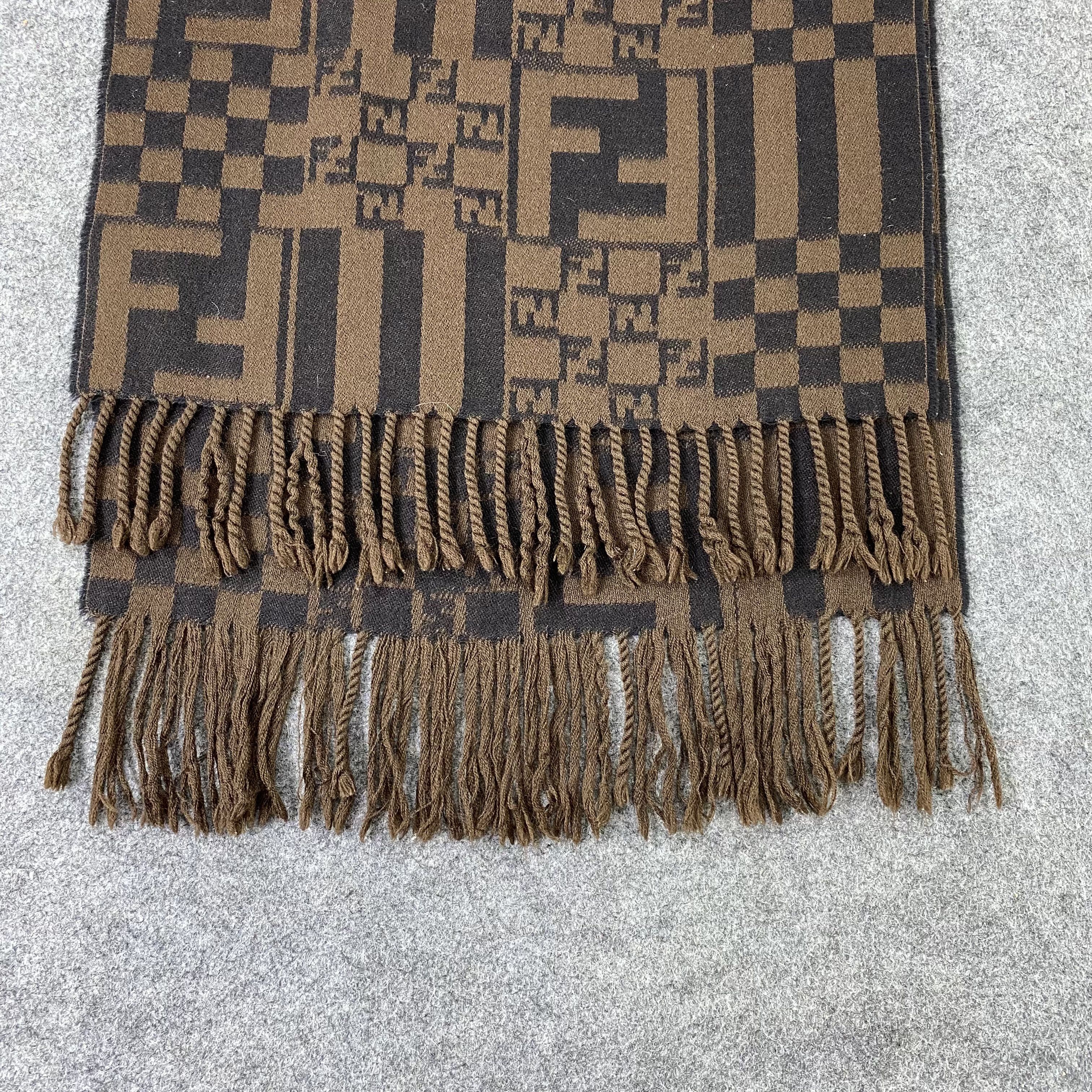 Fendi Fendi Scarf / Muffler / Neckwear - T1396 Size ONE SIZE - 8 Thumbnail