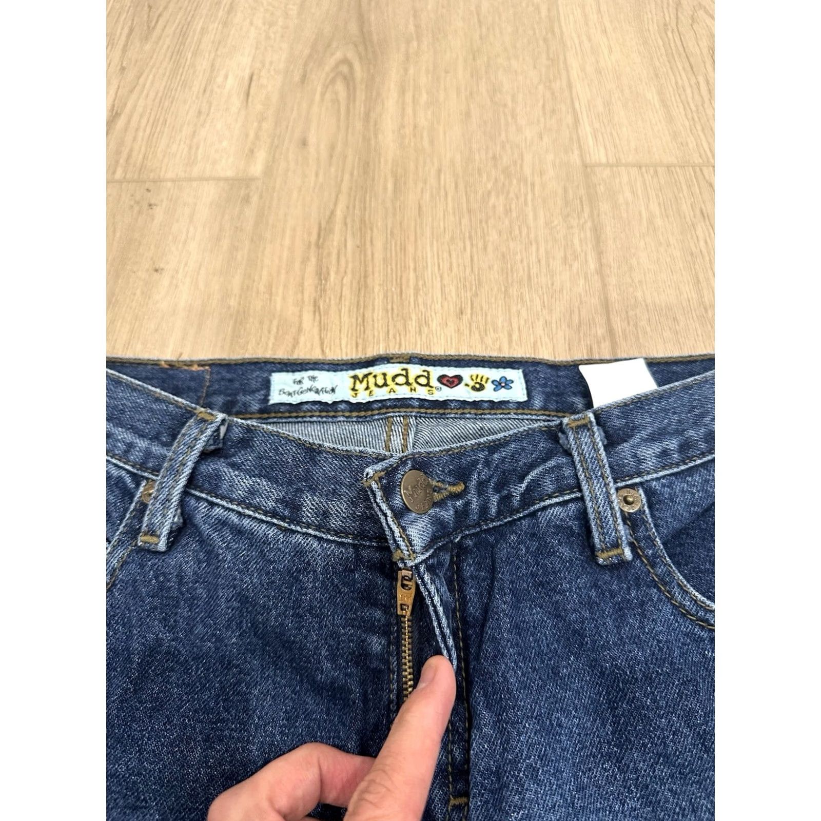 Bell VINTAGE Mudd Jeans NWT Size 11 Flare Bell Bottoms Boho Hippie Festival Womens Blue Denim 100% Cotton 90s Grunge Retro Shuffle Size 32" / US 10 / IT 46 - 5 Thumbnail
