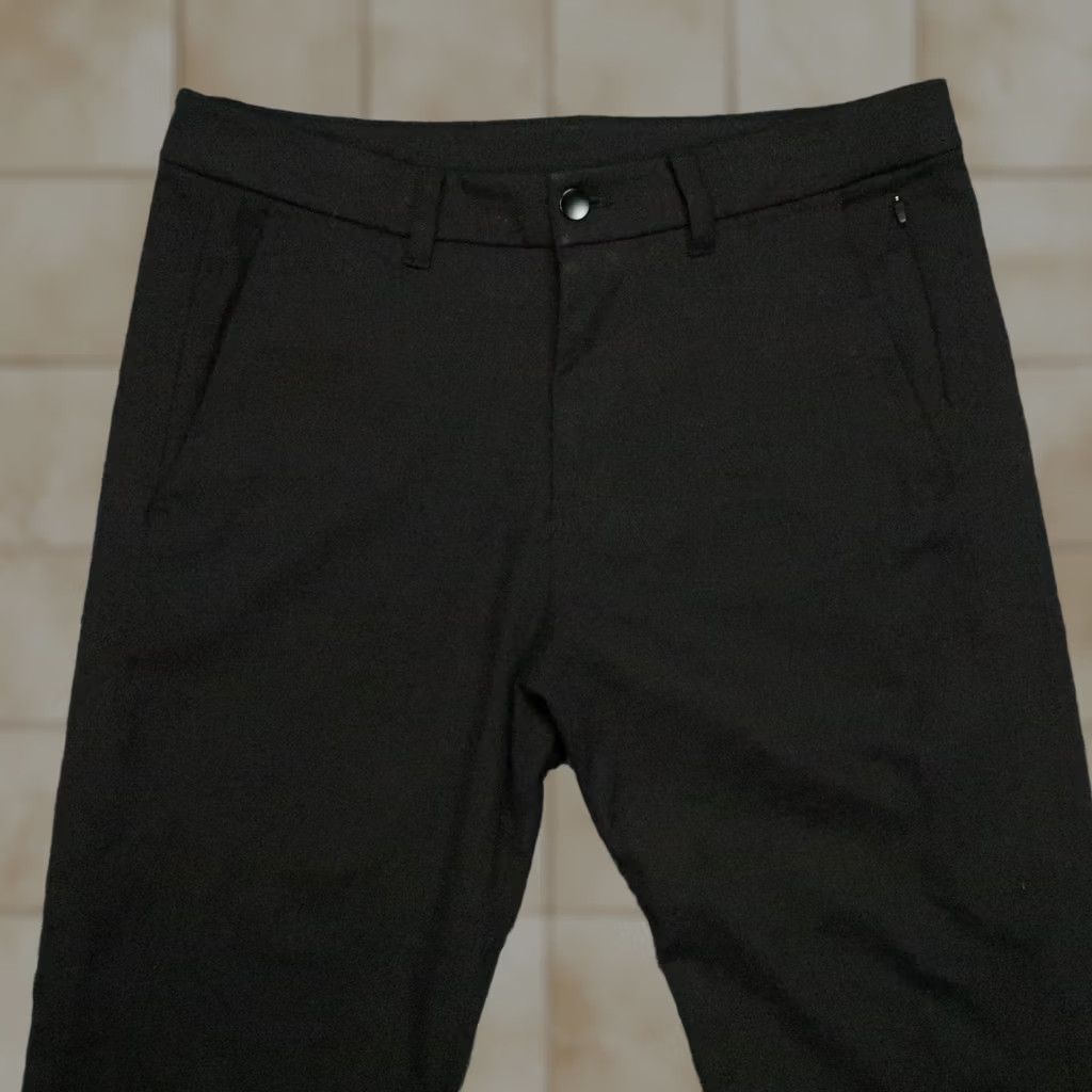 Lululemon VINTAGE? No. Size US 32 / EU 48 - 1 Thumbnail