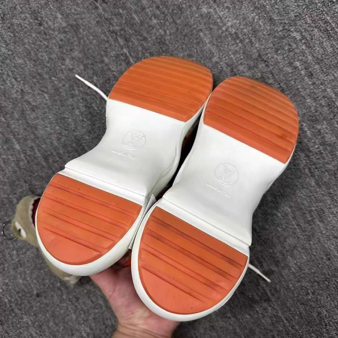 Louis Vuitton Louis Vuitton Jelly Dad Sneaker 98 New White/Orange 37 Size US 6.5 / IT 36.5 - 6 Thumbnail