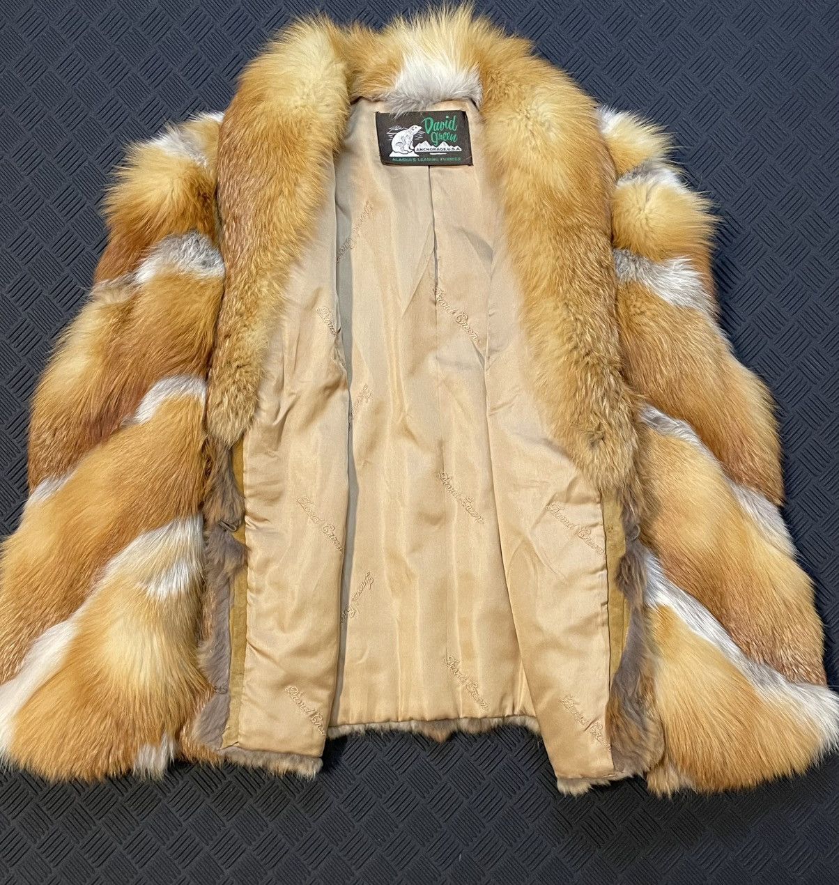 Other Beautiful Vintage 60s-70s Real Red-Fox Fur Coat Size US M / EU 48-50 / 2 - 2 Thumbnail