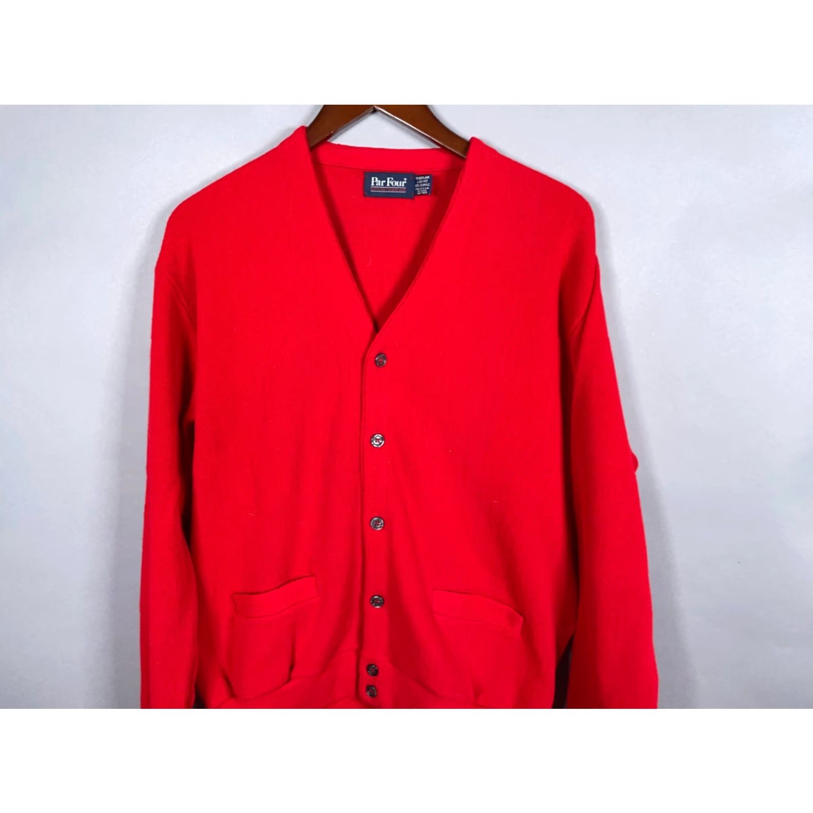 Vintage VINTAGE Par Four Men's Cardigan Sweater Adult Large Red Knit 80s Retro Hipster Lightweight Fall Winter USA Size US L / EU 52-54 / 3 - 4 Thumbnail