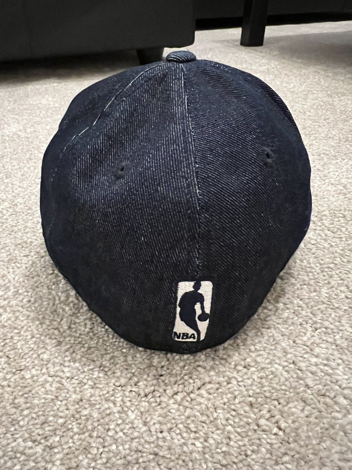 Reebok Reebok NBA Chicago bulls 7 1/4 dark wash denim fitted hat Size ONE SIZE - 3 Thumbnail