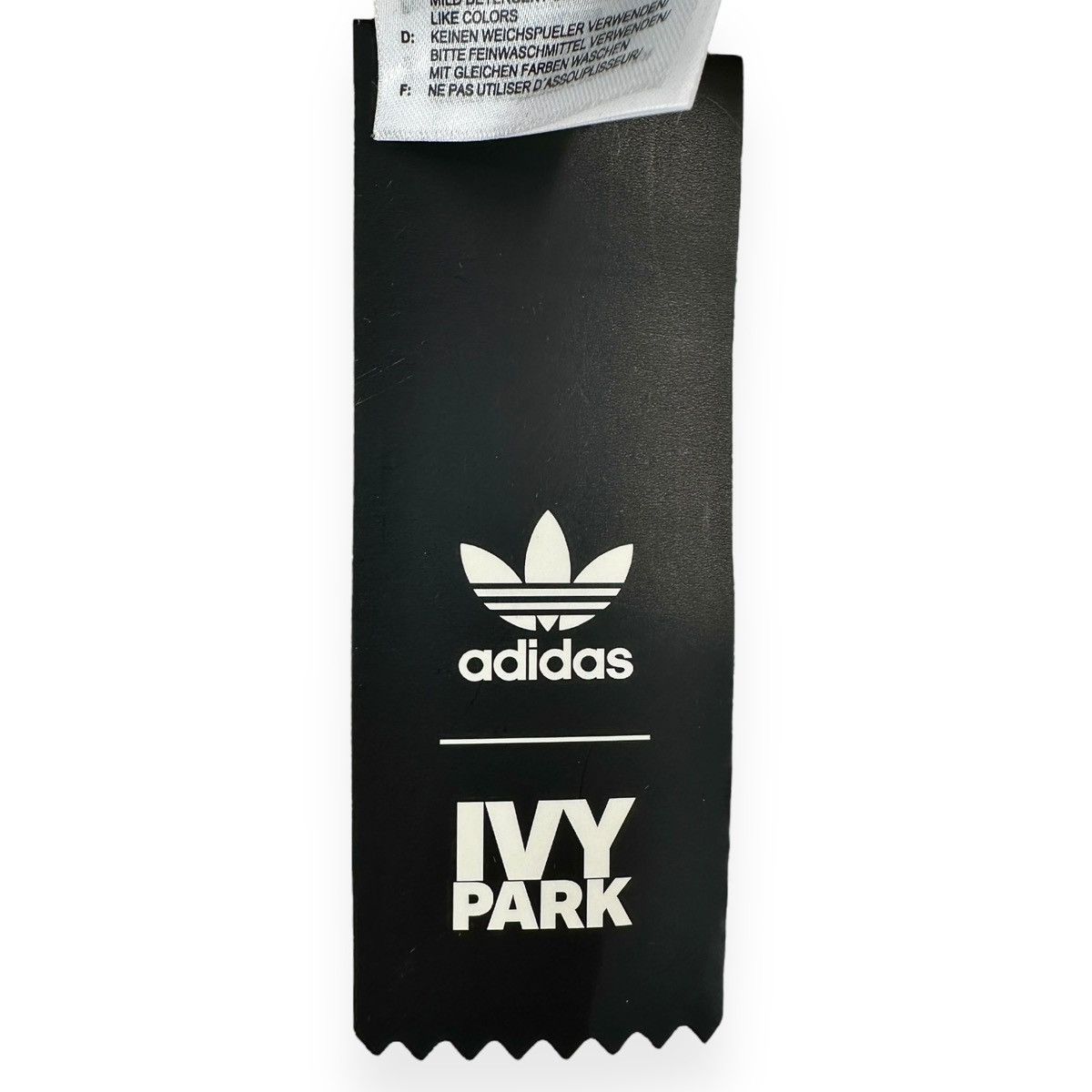 Adidas × Ivy Park NWT Ivy Park x Adidas Brown Padded Ski Gloves Size ONE SIZE - 9 Thumbnail