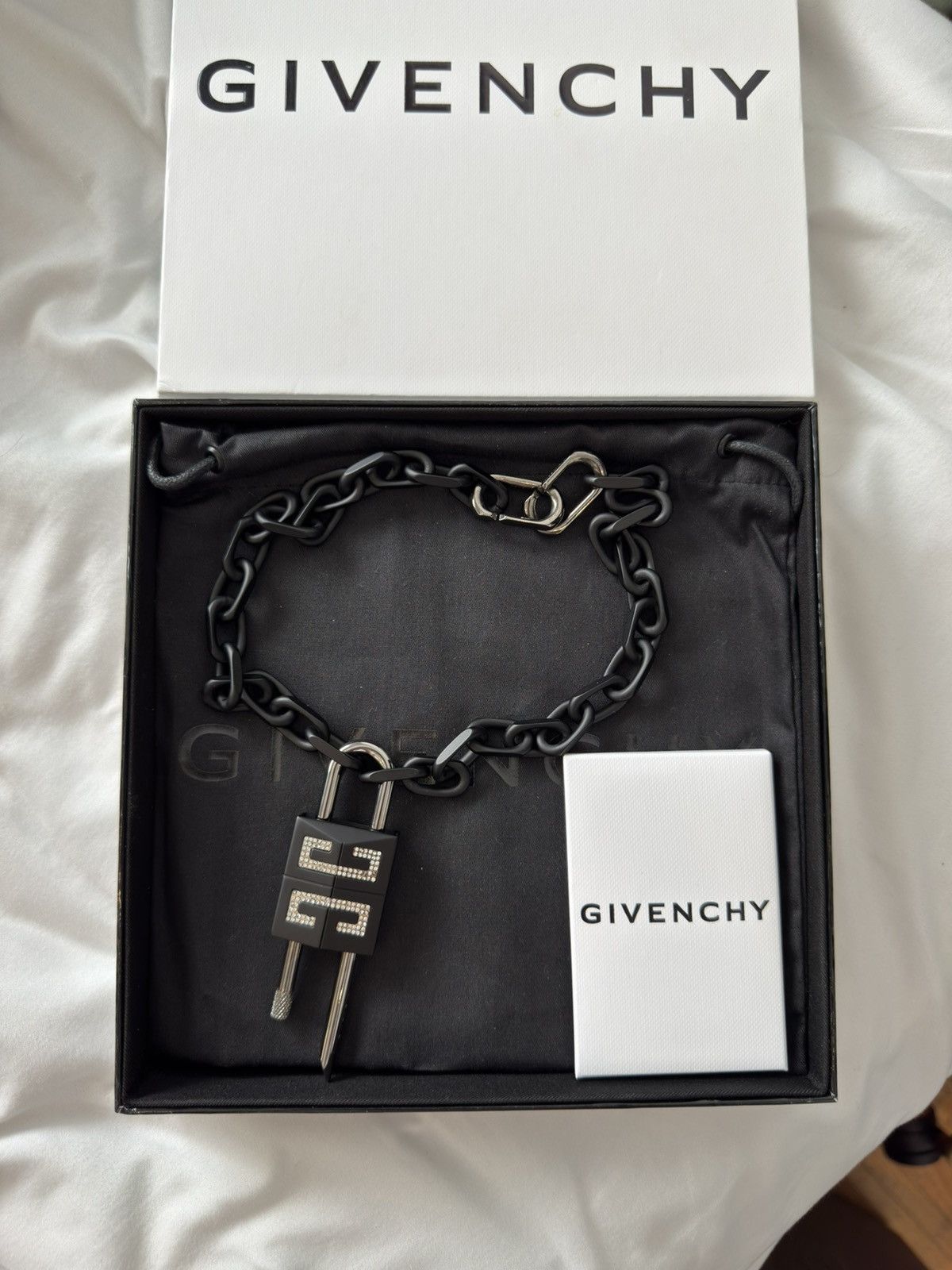 Givenchy GIVENCHY Black Crystal Lock Necklace Size ONE SIZE - 1 Thumbnail