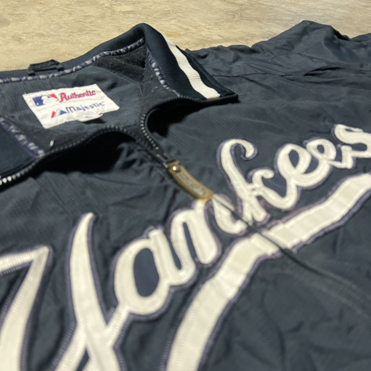 MLB × Majestic × New York Yankees Vintage MLB New York Yankees Majestic Jacket Size US XXL / EU 58 / 5 - 4 Thumbnail