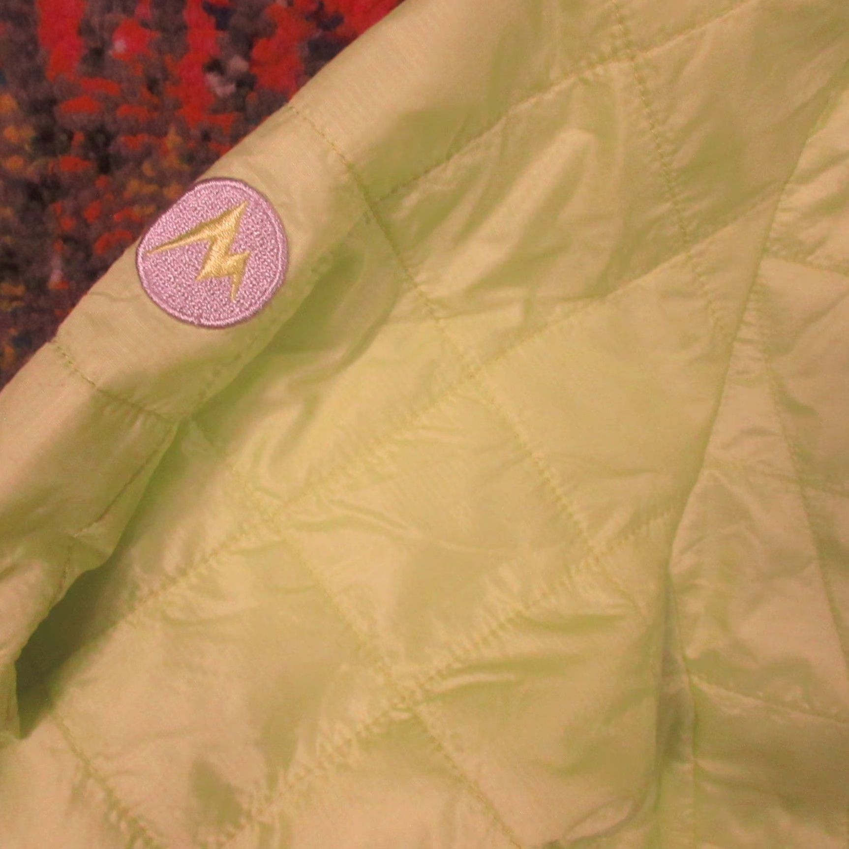 Marmot Marmot Calen Quilted Puffer Jacket Women's M HIVIS Yellow Lightweight Primaloft Jacket Size M / US 6-8 / IT 42-44 - 6 Thumbnail