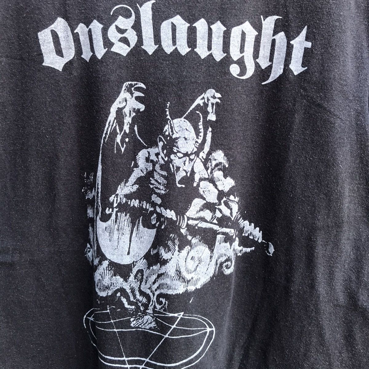 Band Tees Vintage 80s ONSLAUGHT band tee metal Size US S / EU 44-46 / 1 - 3 Thumbnail