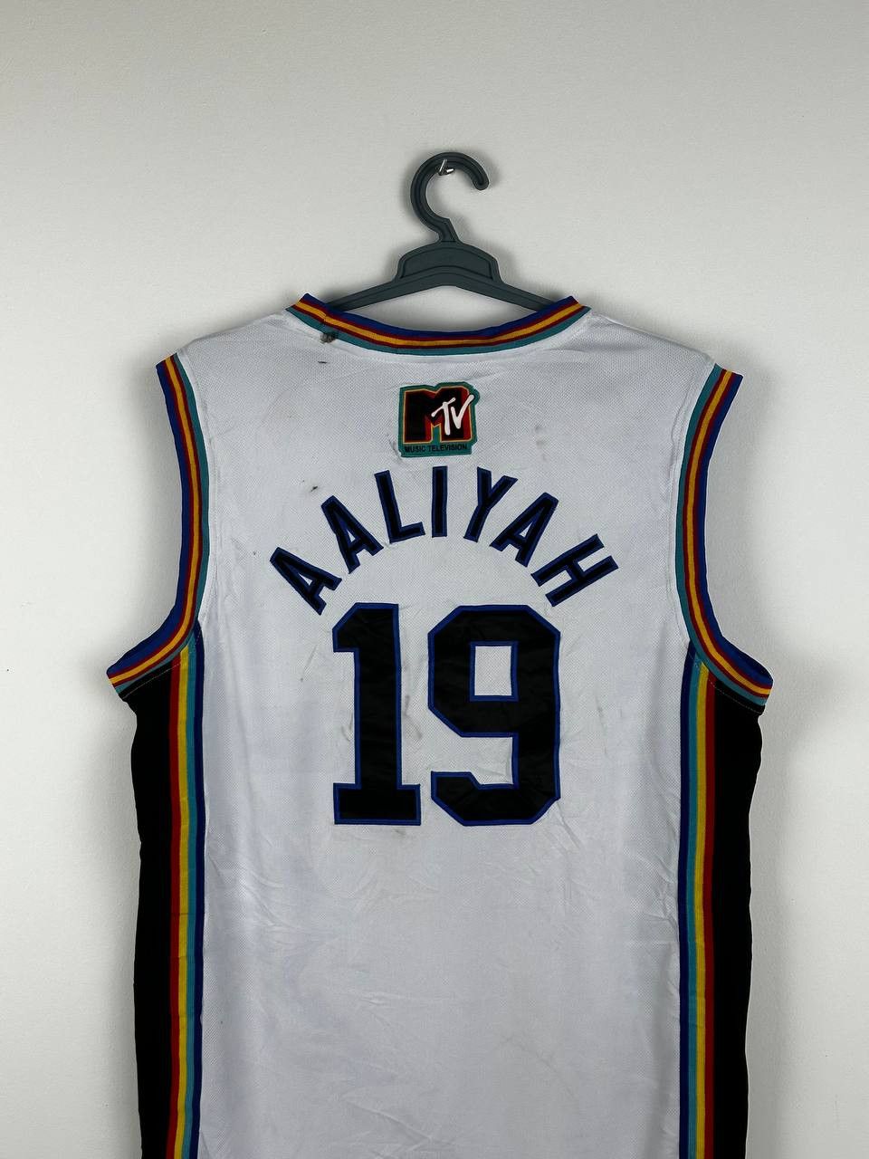 Mtv × NBA × Vintage Vintage 90s Bricklayers Aaliyah 19 Promo Jersey Basketball Size US L / EU 52-54 / 3 - 7 Thumbnail