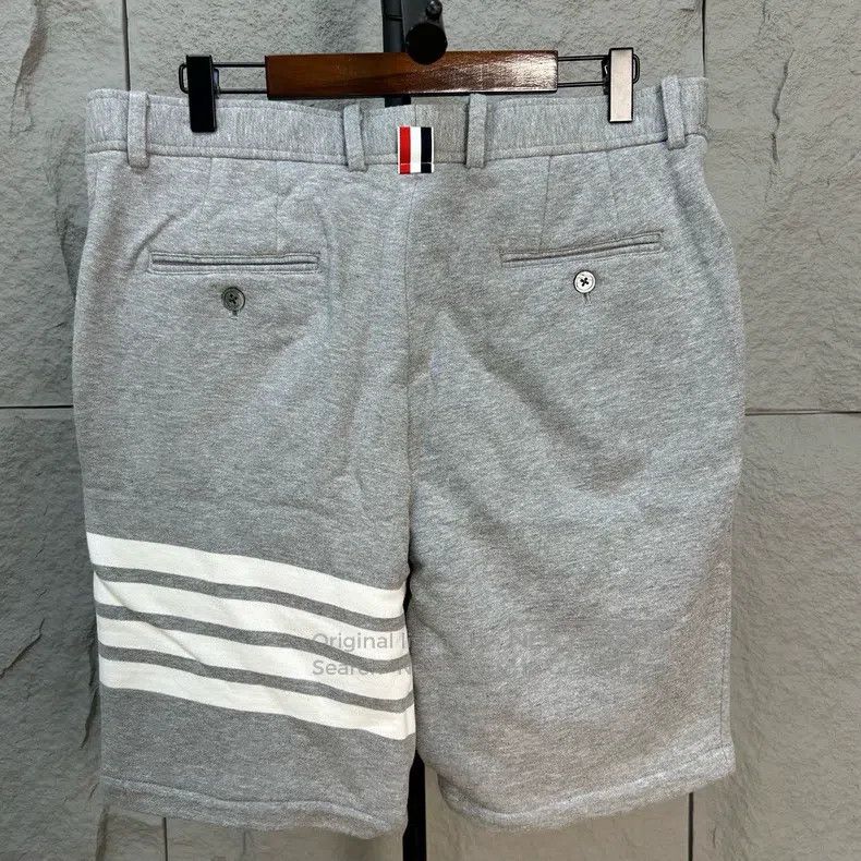 Thom Browne Thom Browne size 2 Shorts Style Sweatpants Size US 29 - 2 Thumbnail