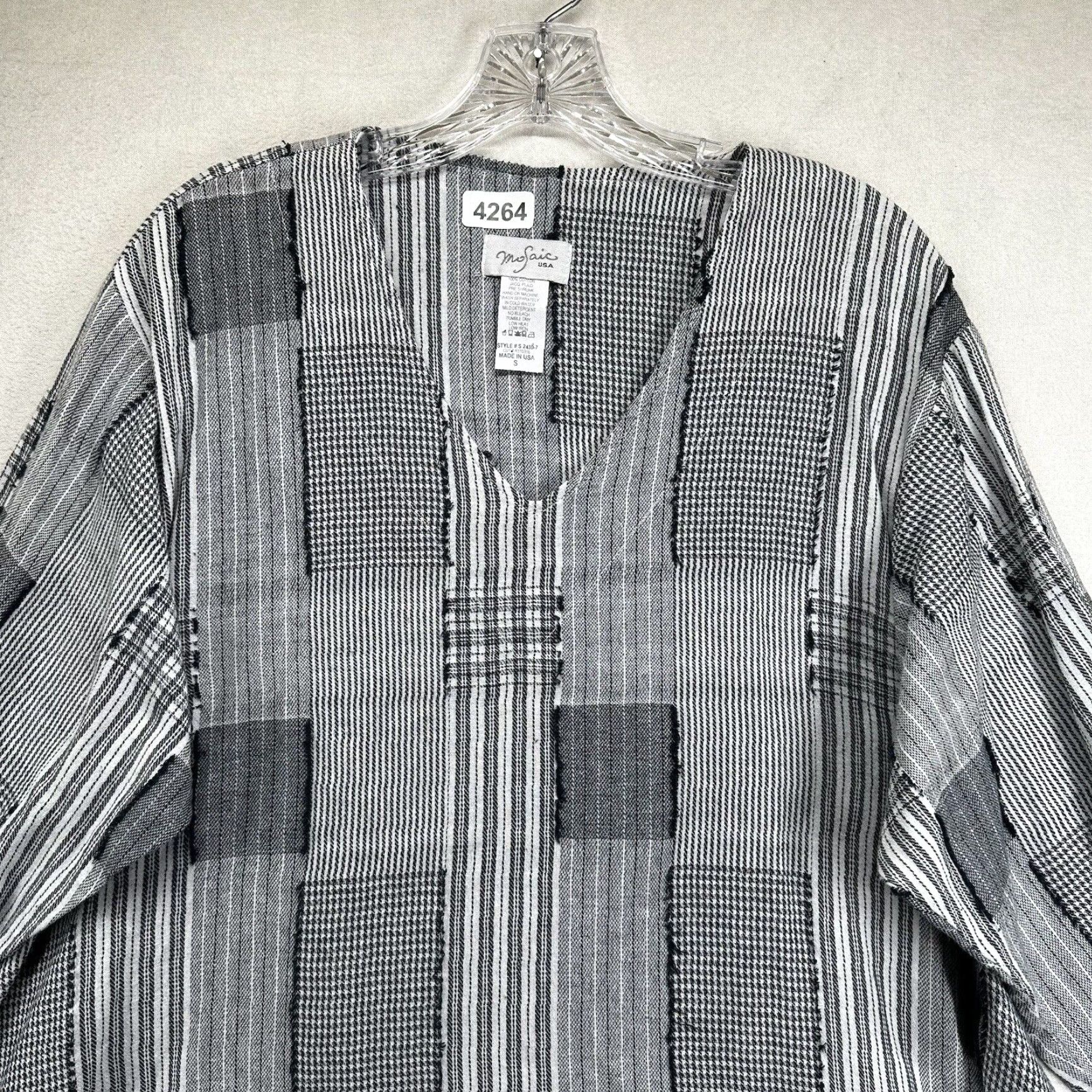 Vintage VINTAGE Mosaic USA Women's Tunic Top Small Black White Patchwork Cotton V-Neck 90s Oversized Science Theme Size S / US 4 / IT 40 - 4 Thumbnail