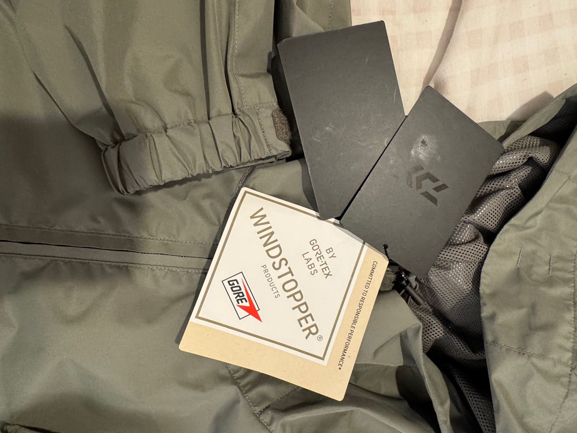 DAIWA PIER39 DAIWA PIER39 "GORE-TEX WINDSTOPPER® TECH ARMED SHELL JACKET" Size US M / EU 48-50 / 2 - 6 Thumbnail