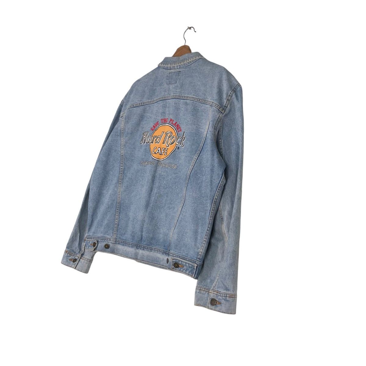 Japanese Brand 🔥VINTAGE DENIM TRUCKER JACKET HARD ROCK CAFE BIG LOGO Size US XL / EU 56 / 4 - 12 Thumbnail