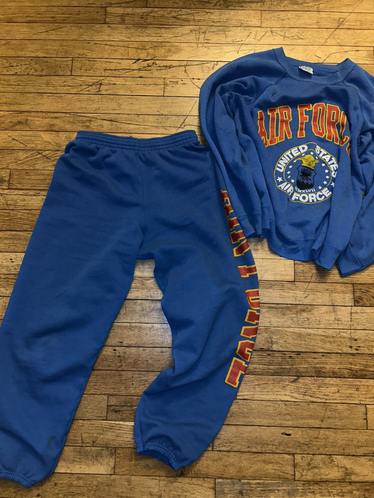 Other Vintage Air Force sweat suit Size US L / EU 52-54 / 3 - 9 Thumbnail