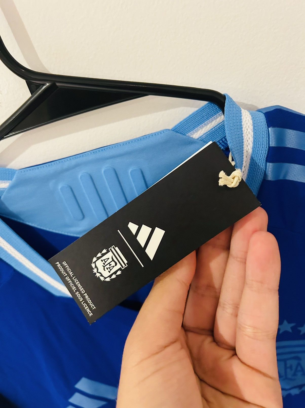 Adidas Messi Argentina 2024 Away Player Jersey BNWT Size US L / EU 52-54 / 3 - 4 Thumbnail