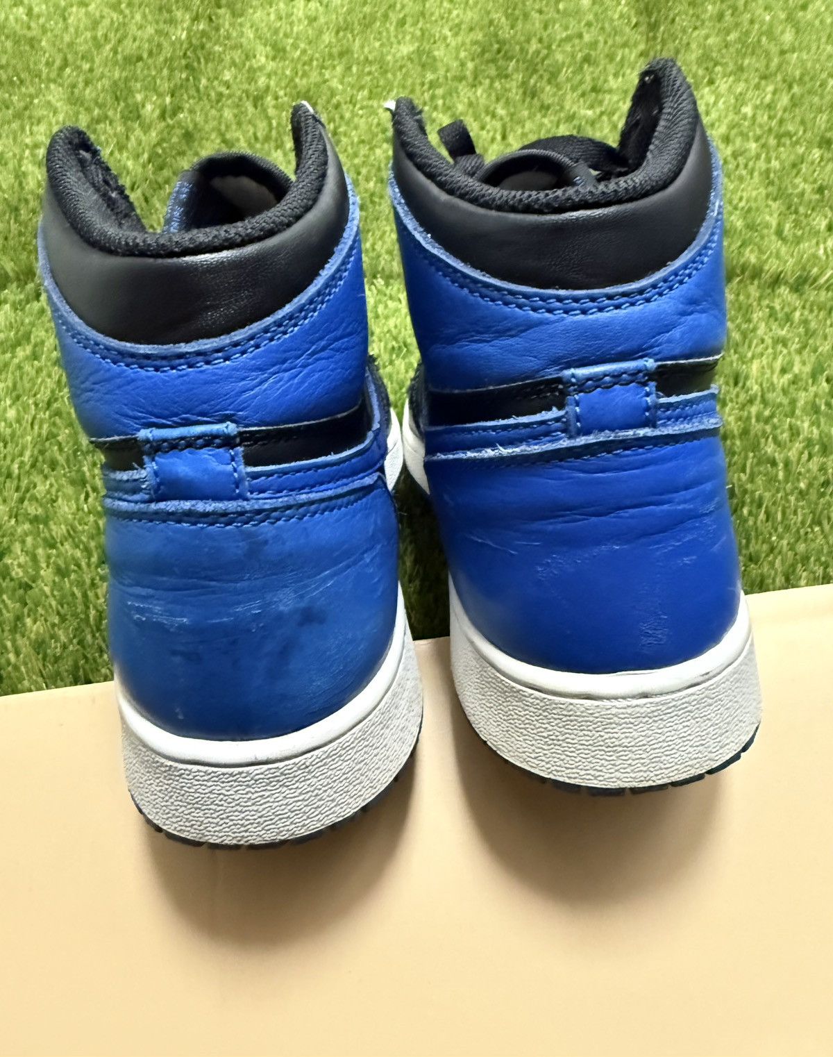 Nike Air Jordan one Royals 2017 Size US 6 / EU 39 - 5 Thumbnail