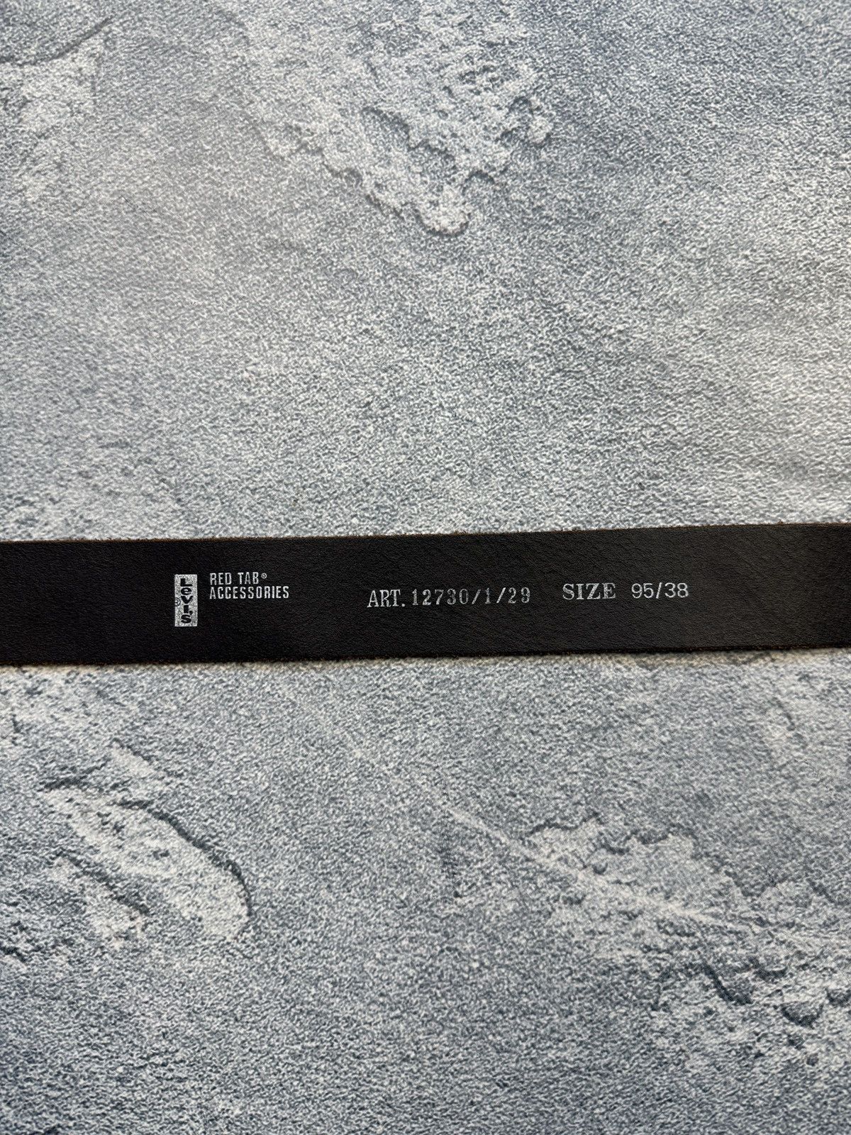 Levi's Vintage Levi’s Belt Big Logo Made in Italy Size 38 - 4 Thumbnail