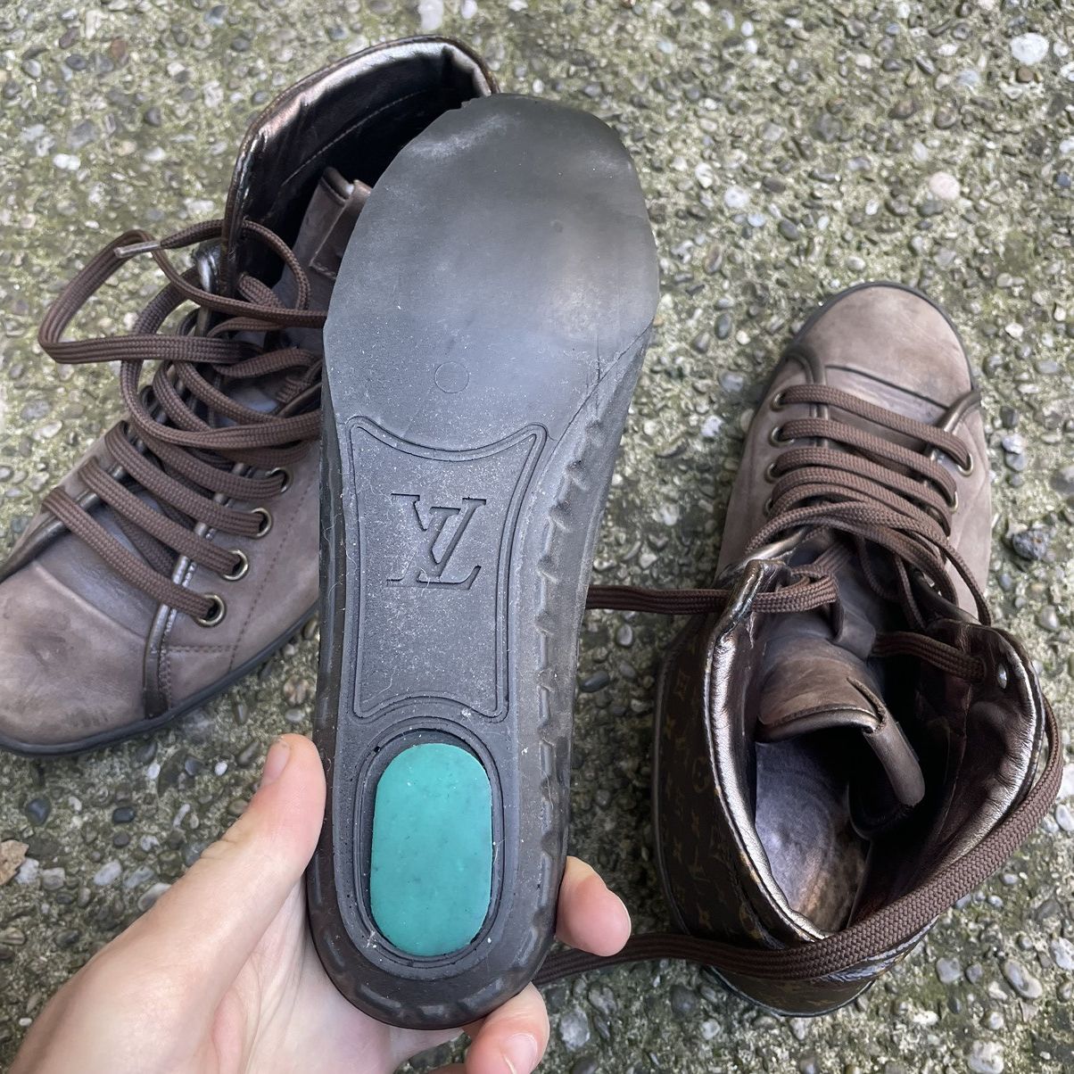 Designer × Louis Vuitton Louis vuitton high top sneakers Size US 8 / IT 38 - 12 Thumbnail