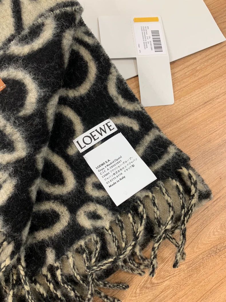 Loewe LOEWE Brand logo Wool yarn scarf Size ONE SIZE - 6 Thumbnail