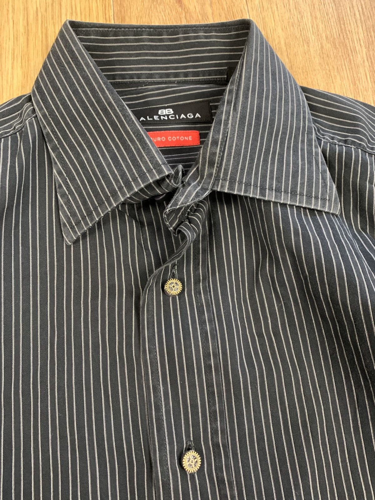 Balenciaga Balenciaga Vintage Custom Sleeves Button Shirt Size US S / EU 44-46 / 1 - 2 Thumbnail