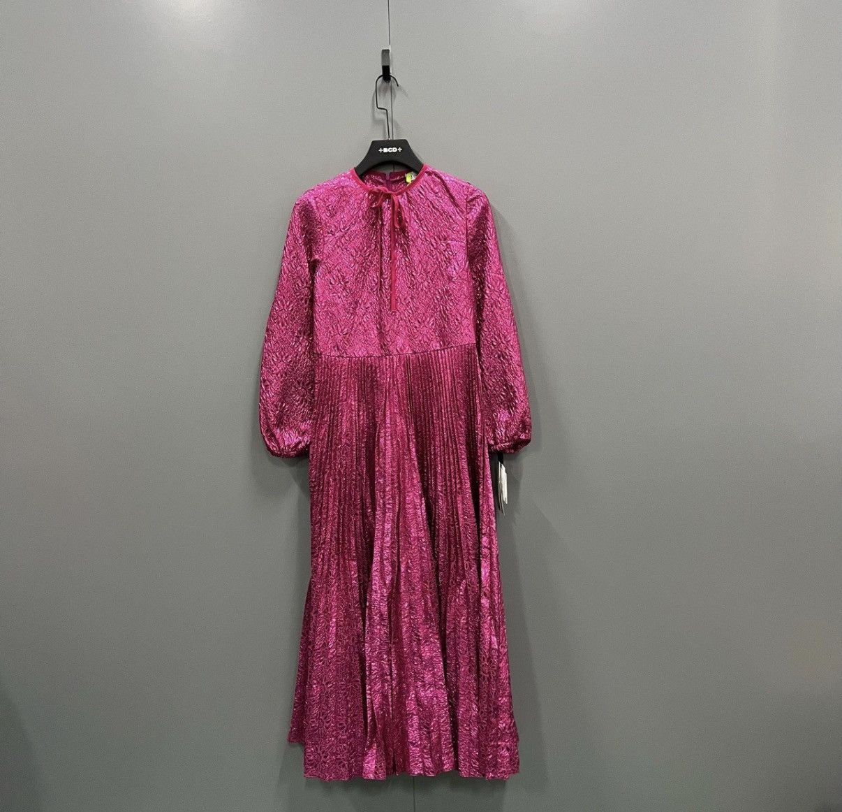Valentino Valentino Rose Red Long-sleeve Dress J41 Size S / US 4 / IT 40 - 1 Thumbnail