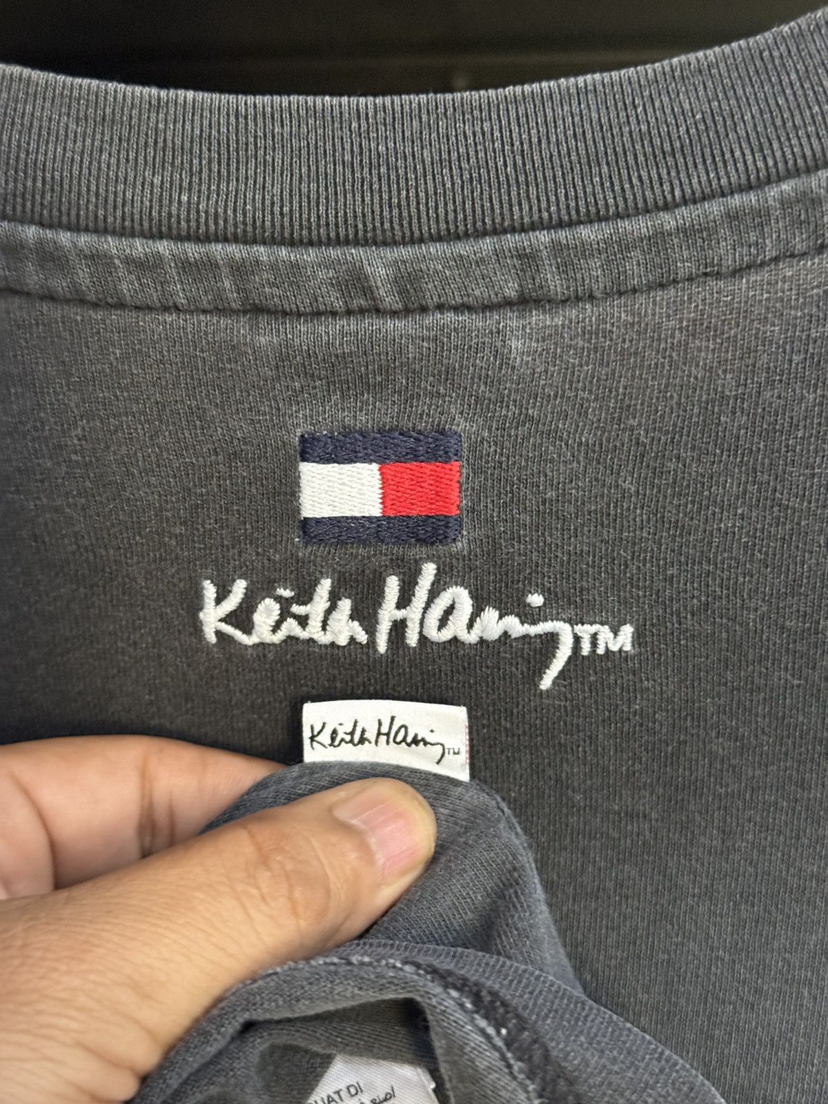 Keith Haring × Tommy Hilfiger Keith Haring X Tommy Jeans Art Faded Tee Size US M / EU 48-50 / 2 - 7 Thumbnail