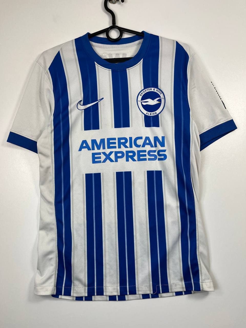 Nike Brighton Hove Albion 2020/21 Home Shirt Bigwood #8 Jersey S Size US S / EU 44-46 / 1 - 1 Thumbnail