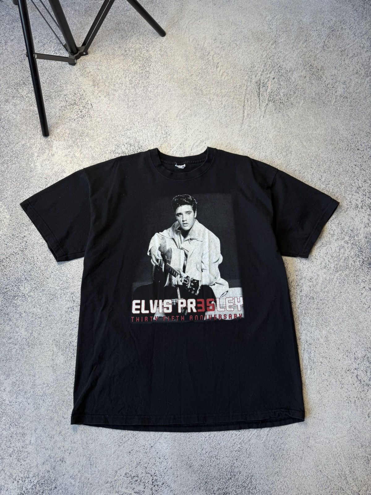 Vintage Vintage 1990 Official Elvis Presley T-shirt Size US XL / EU 56 / 4 - 1 Thumbnail