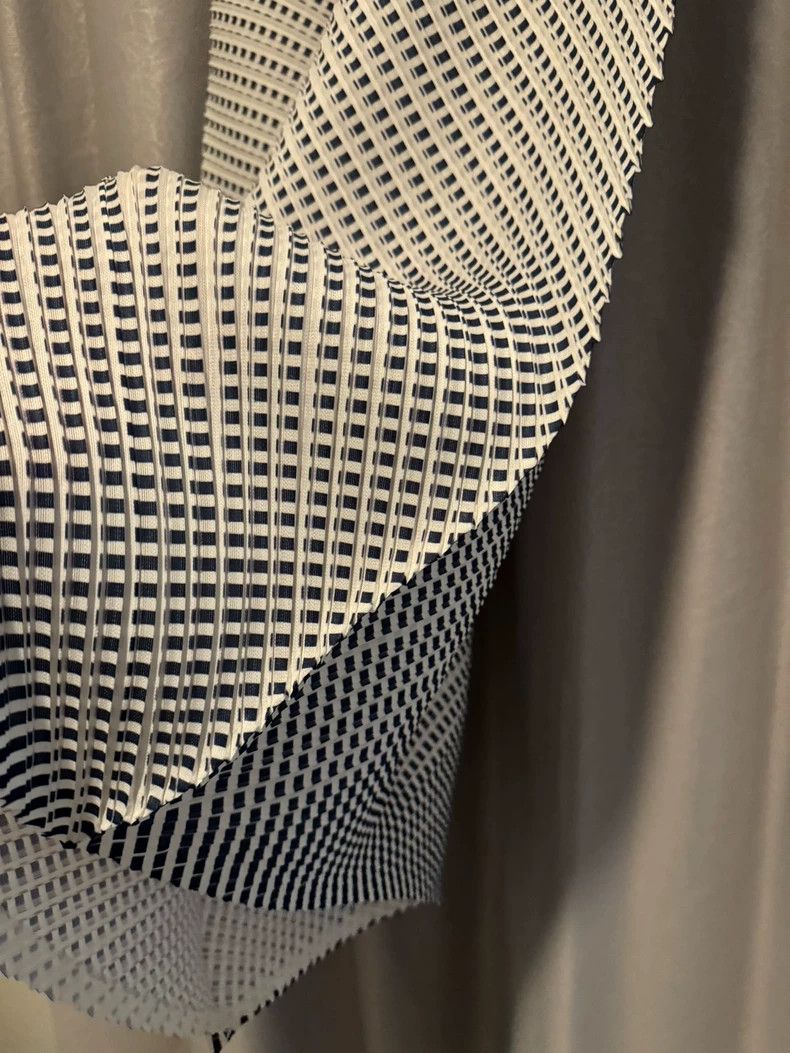 Issey Miyake Issey Miyake size:3 Deformed round dress Size M / US 6-8 / IT 42-44 - 7 Thumbnail