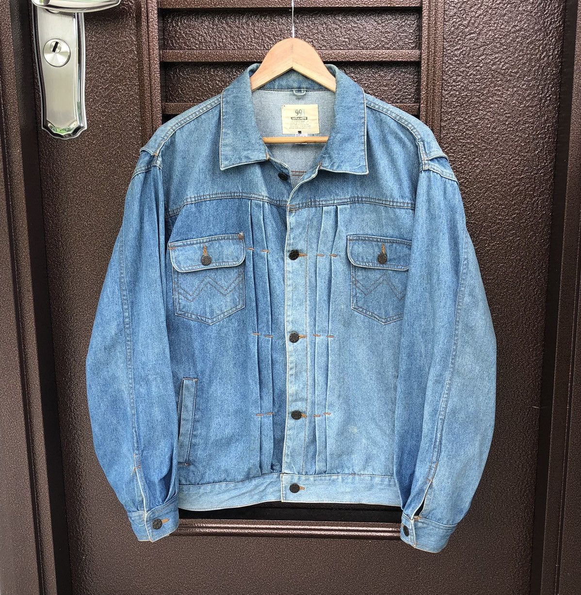 Vintage Vintage DYNAMITE Sun Faded 506 ww2 Denim Jacket Size US L / EU 52-54 / 3 - 1 Thumbnail