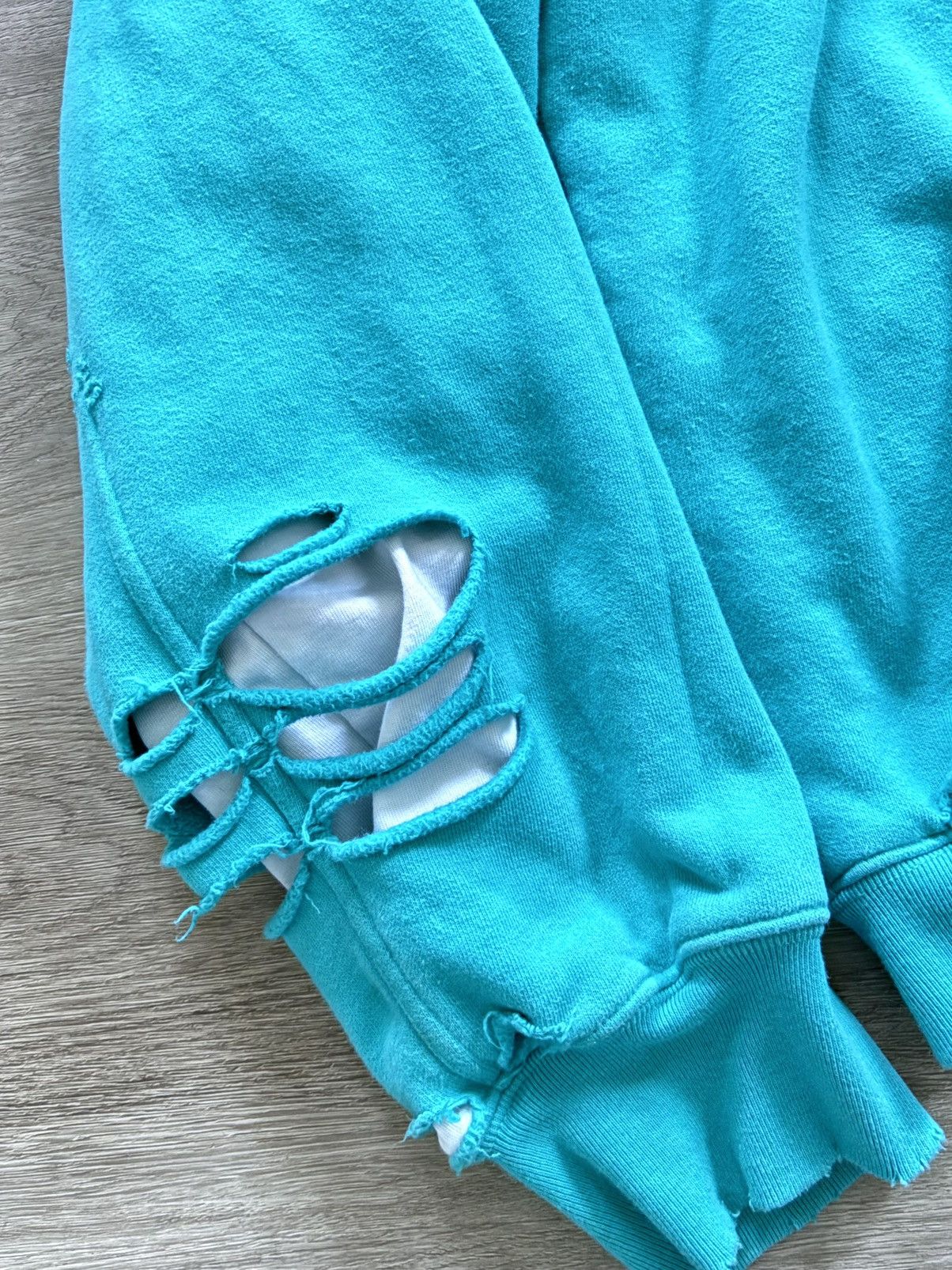 Balenciaga Balenciaga Destroyed Hoodie Size US XS / EU 42 / 0 - 3 Thumbnail