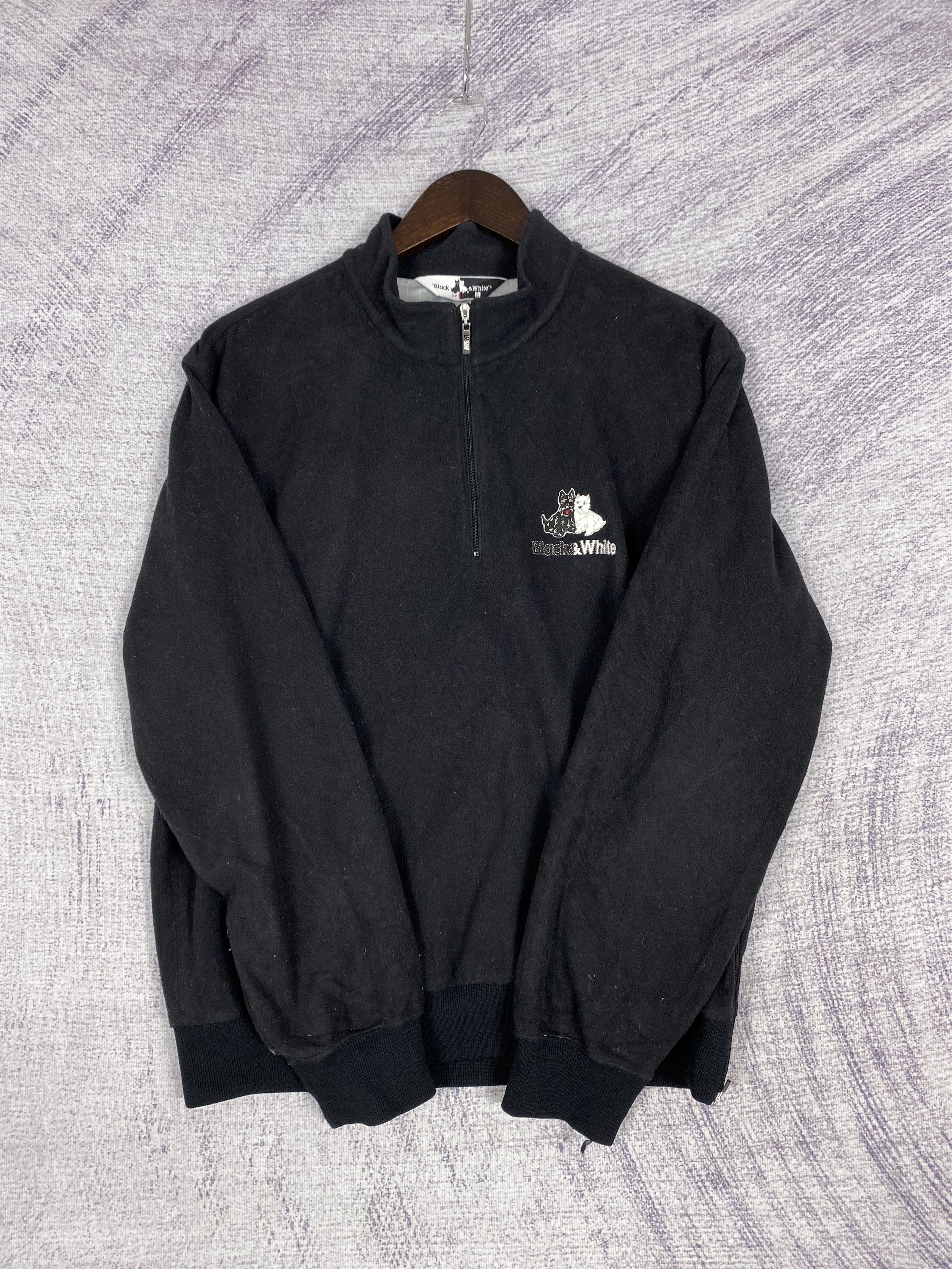 Japanese Brand Vintage Black & White Half Zipper Sweatshirts Size US L / EU 52-54 / 3 - 5 Thumbnail