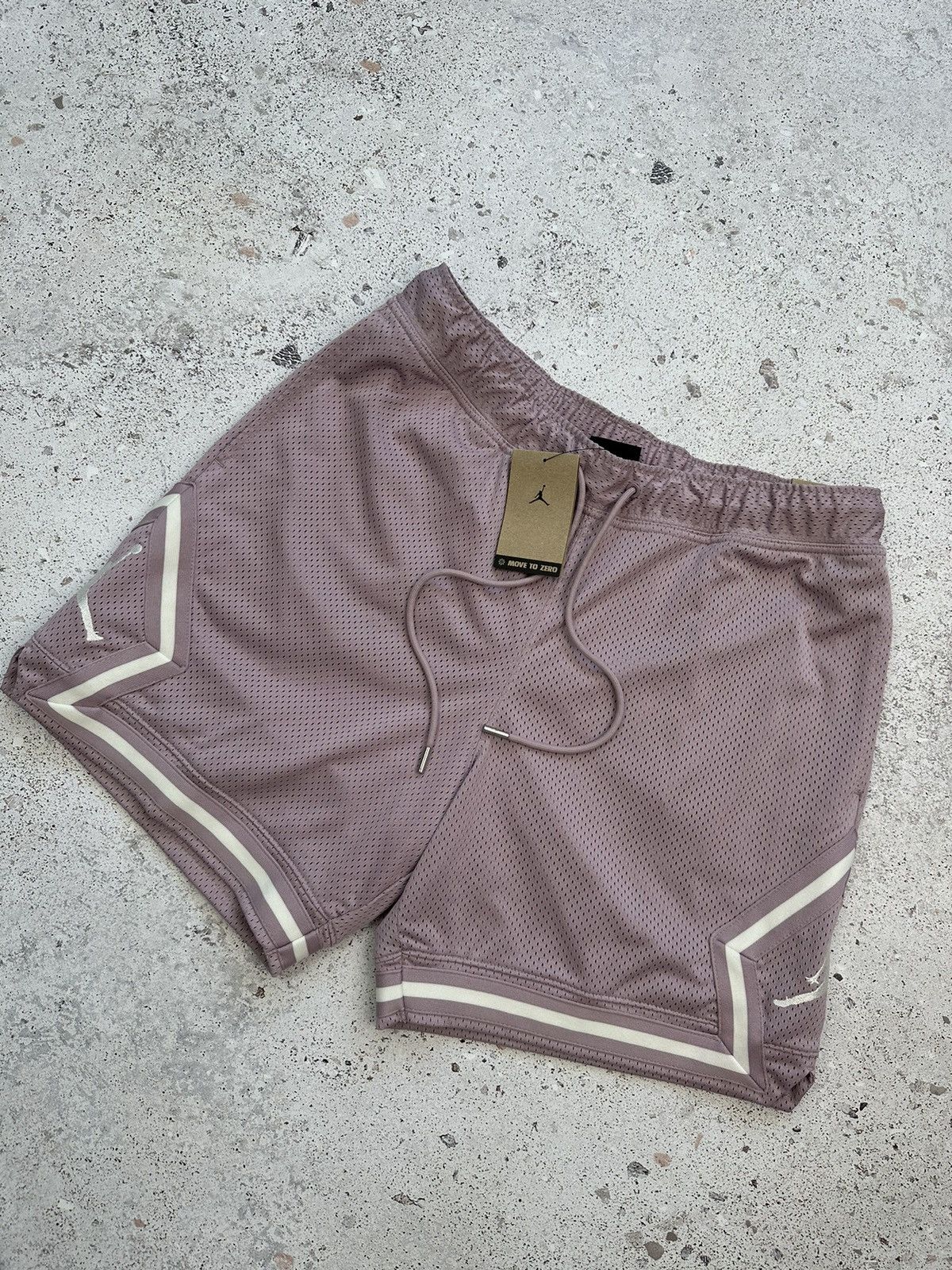 Jordan Brand Air Jordan Diamond mesh essentials shorts Pink Purple Men S Size US 30 / EU 46 - 2 Thumbnail